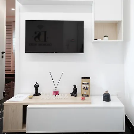 Diamond - Comfortable -